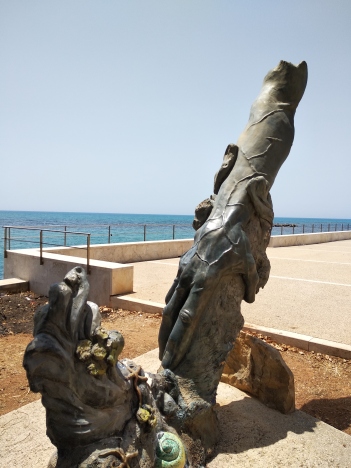 Statue at Sciacca beach